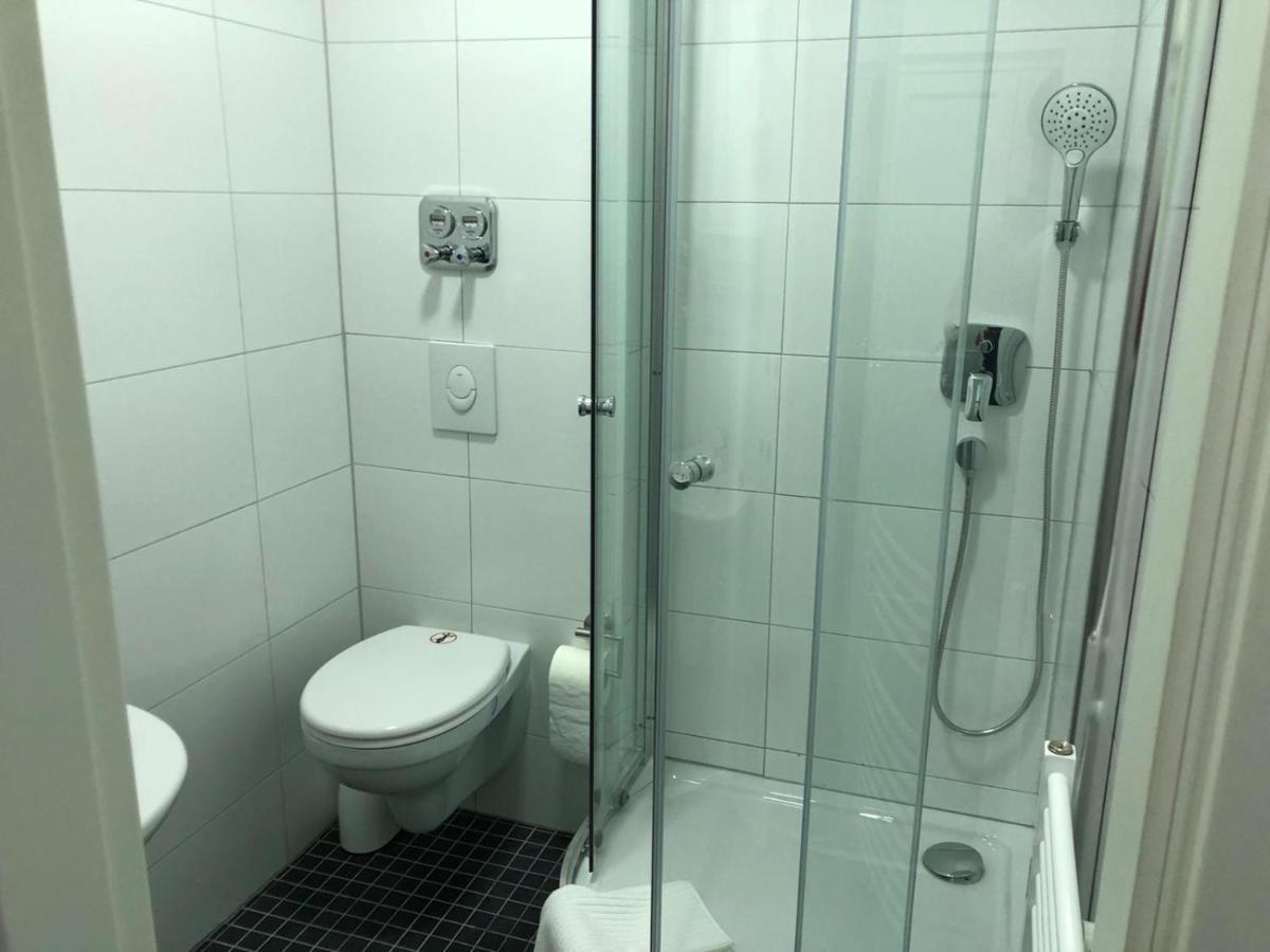 Apartments & Rooms Bad Soden Бад-Зоден Экстерьер фото